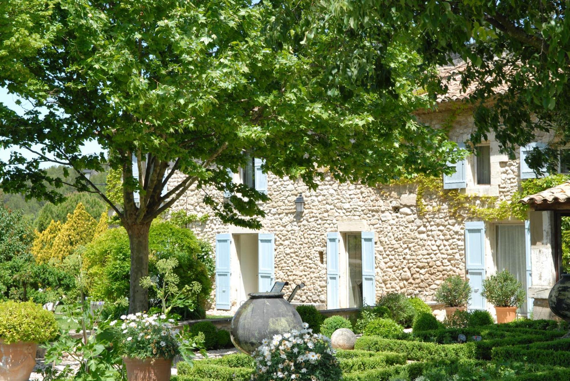 La Bastide De Marie, Maisons Et Hotels Sibuet Менерб Экстерьер фото