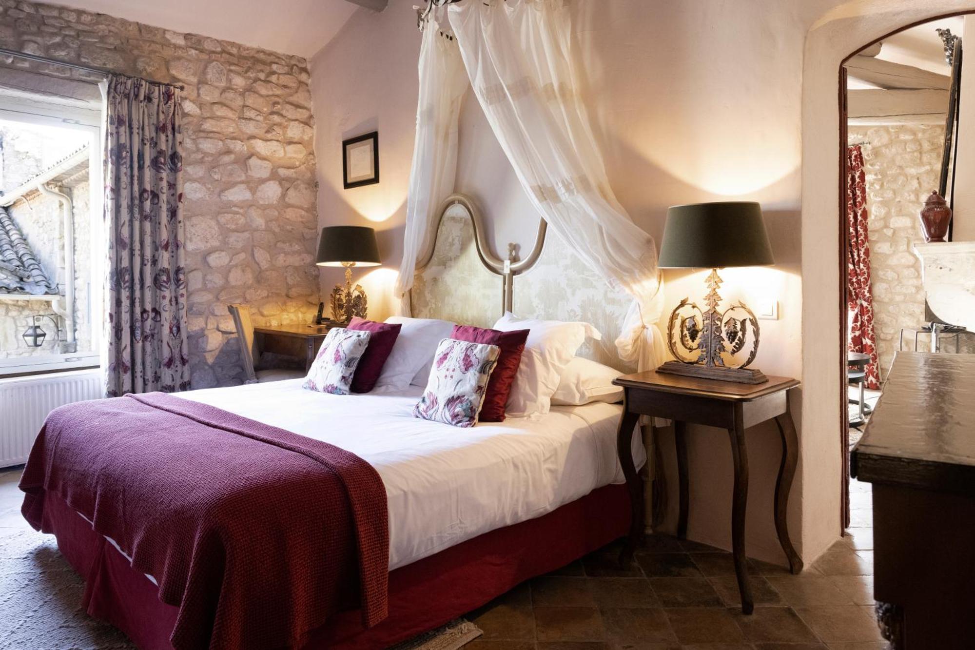 La Bastide De Marie, Maisons Et Hotels Sibuet Менерб Номер фото